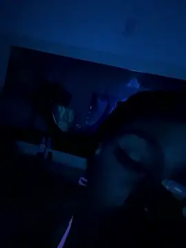 zaracollins01 online show from 09-13-25, 05:40