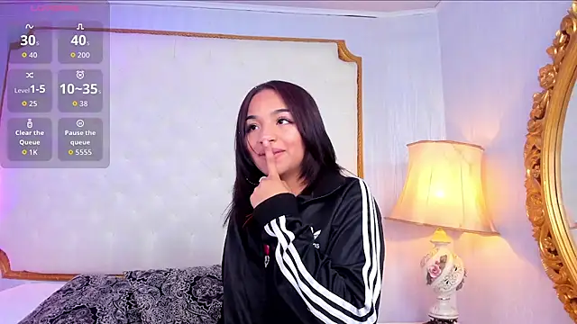 Manelyk evanss  online show from 11-19-25, 11:10