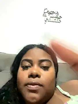 Snapshot of LunaSthena chatting on 10-26-25, 04:46 LunaSthena online show from 10-26-25, 04:46