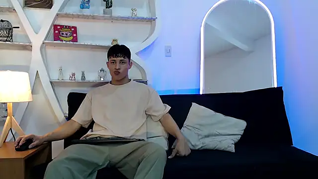 GRETTY BOYS online show from 09-19-25, 01:20