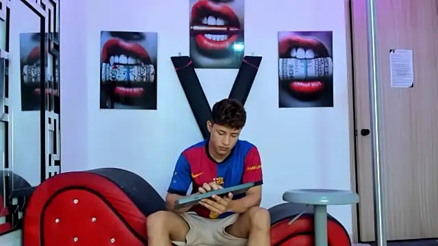 GRETTY BOYS online show from 11-04-25, 07:23