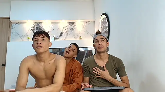 GRETTY BOYS online show from 09-10-25, 01:26