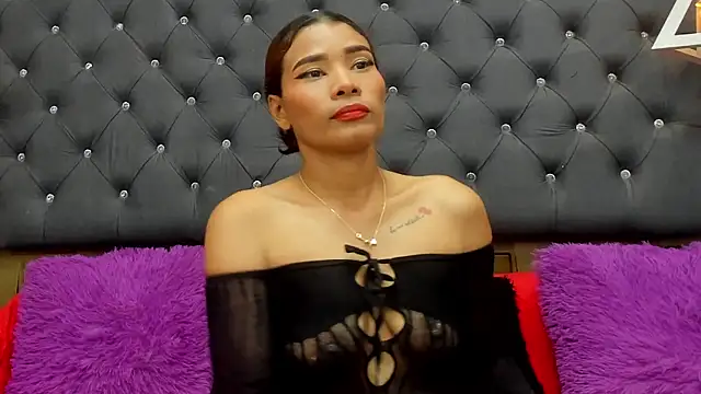 AtheneaBrownn online show from 12-17-25, 08:14