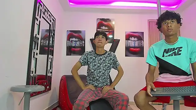 LONDON BOYS1 online show from 09-20-25, 07:13