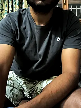 Snapshot of hunk7714 chatting on 11-14-25, 05:27 hunk7714 online show from 11-14-25, 05:27