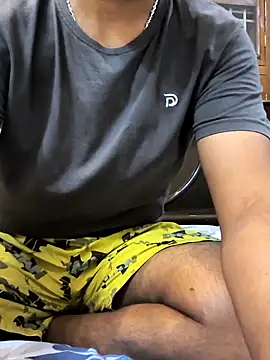 Snapshot of hunk7714 chatting on 10-15-25, 08:50 hunk7714 online show from 10-15-25, 08:50