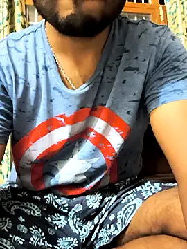 Snapshot of hunk7714 chatting on 10-13-25, 06:09 hunk7714 online show from 10-13-25, 06:09