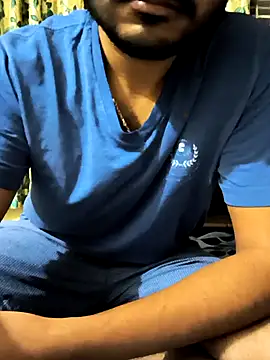 Snapshot of hunk7714 chatting on 11-16-25, 06:23 hunk7714 online show from 11-16-25, 06:23