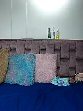 Snapshot of Alexa-Hunter chatting on 01-18-26, 10:35 Alexa-Hunter online show from 01-18-26, 10:35