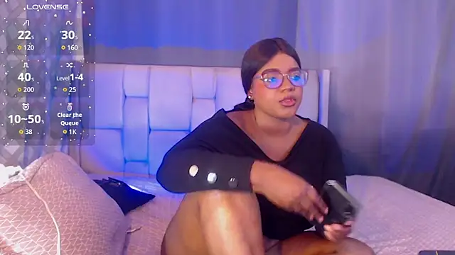 Snapshot of Mimi_Gil chatting on 03-03-26, 11:45 Mimi Gil online show from 03-03-26, 11:45