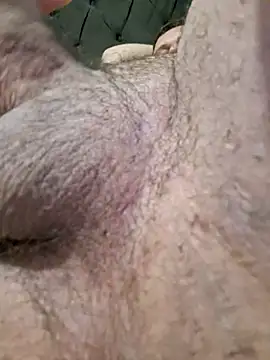 Snapshot of coisasdecasal2727 chatting on 02-15-26, 08:30 coisasdecasal2727 online show from 02-15-26, 08:30