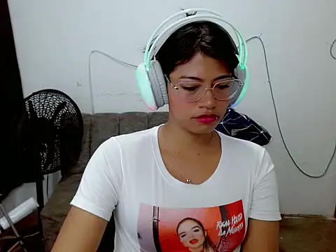 Dulce2415 online show from 03-21-26, 06:47