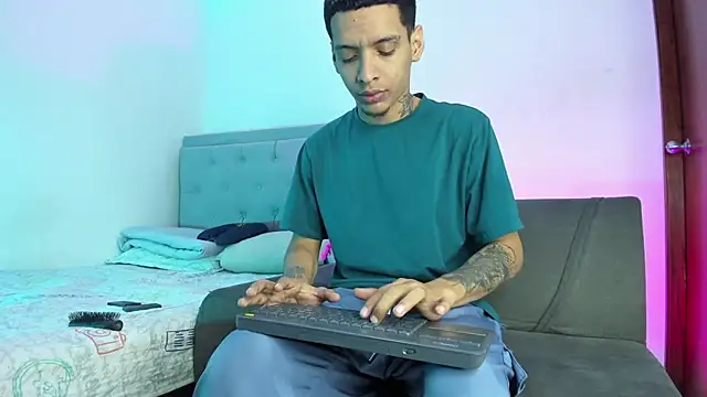 twinkDuohot online show from 04-07-26, 10:11