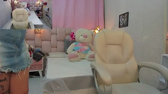Snapshot of Samy_And_Aron chatting on 09-24-25, 02:18 Samy And Aron online show from 09-24-25, 02:18