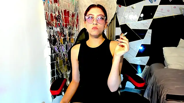 Snapshot of sophia_arevalo chatting on 05-16-26, 05:12 sophia arevalo online show from 05-16-26, 05:12
