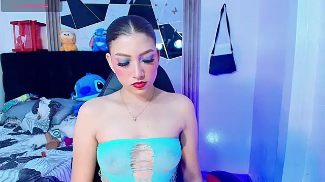 sophia arevalo online show from 11-27-25, 03:18