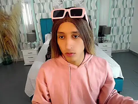 samantha bliss online show from 10-14-25, 07:03