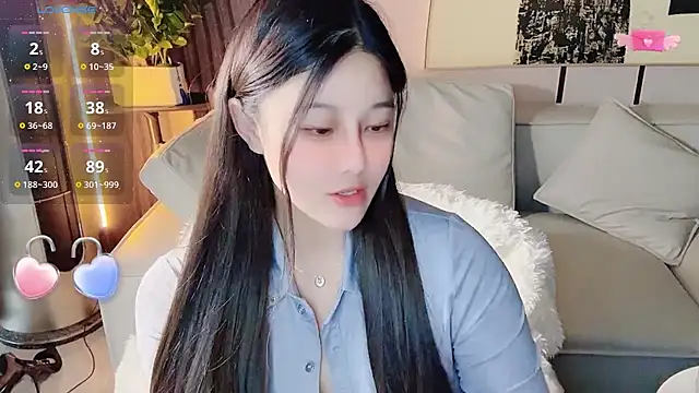 Snapshot of Auu-777 chatting on 04-19-26, 01:17 Auu-777 online show from 04-19-26, 01:17