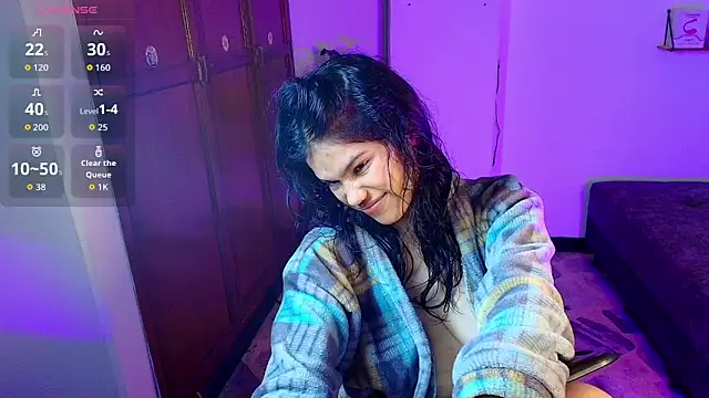 emycarver09 online show from 10-26-25, 01:39