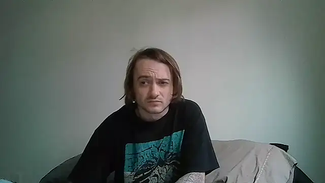 Snapshot of Mr_nightfall chatting on 06-08-26, 12:27 Mr nightfall online show from 06-08-26, 12:27