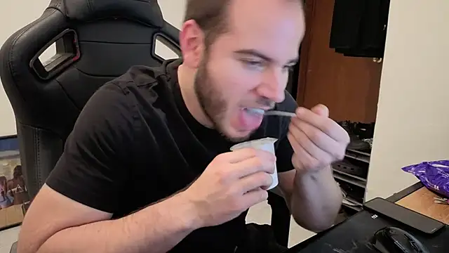 Paul00474 online show from 09-23-25, 03:13