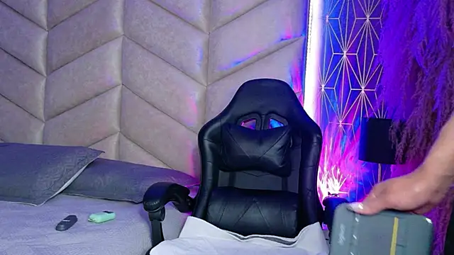 samiradoll online show from 12-01-25, 03:07