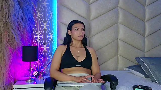 samiradoll online show from 11-18-25, 03:10