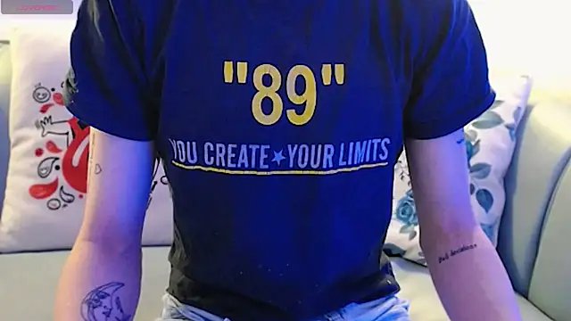 ArianaSantana online show from 10-26-25, 12:38