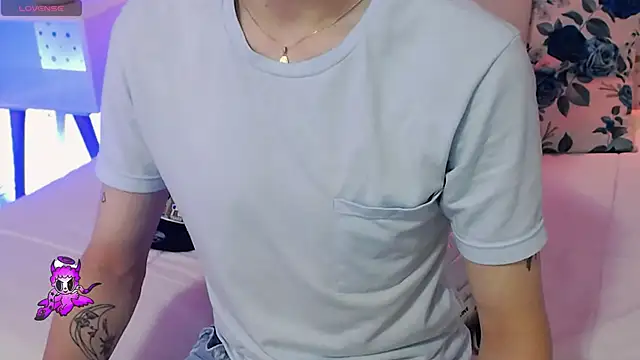 ArianaSantana online show from 11-10-25, 12:32