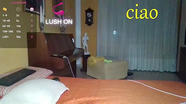 lattediyak online show from 10-25-25, 12:43