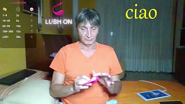 lattediyak online show from 10-18-25, 12:23
