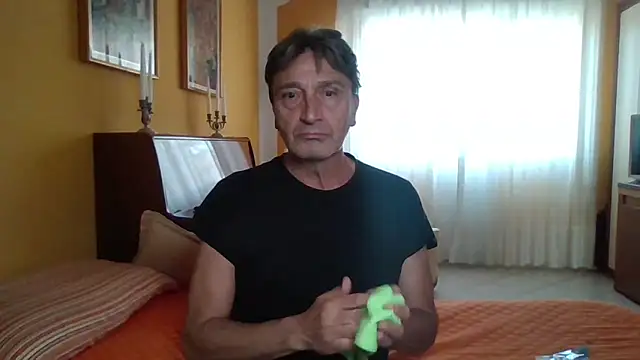 lattediyak online show from 10-09-25, 12:38