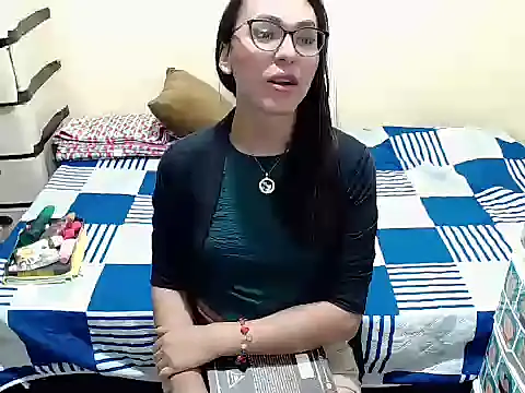 missblu online show from 11-29-25, 04:18