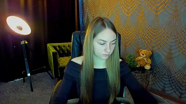 MilaAddams online show from 05-14-26, 05:37