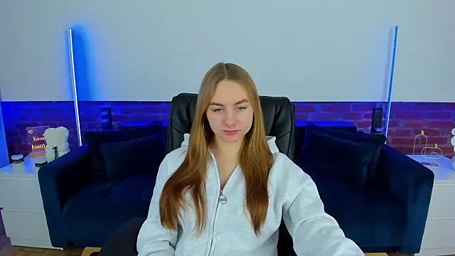 MilaAddams online show from 02-06-26, 06:42