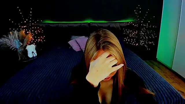 MilaAddams online show from 10-16-25, 05:49