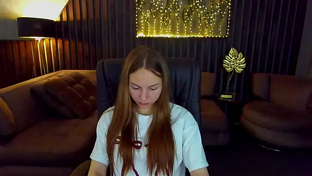 MilaAddams online show from 07-03-26, 05:36