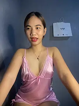 Snapshot of Shy_SexyLady chatting on 05-21-26, 01:08 Shy SexyLady online show from 05-21-26, 01:08