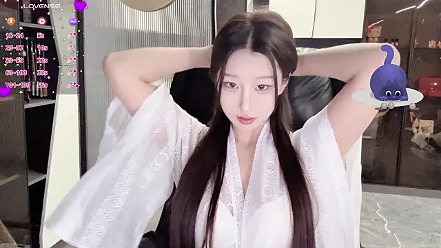 Winnie666- online show from 02-11-26, 05:46