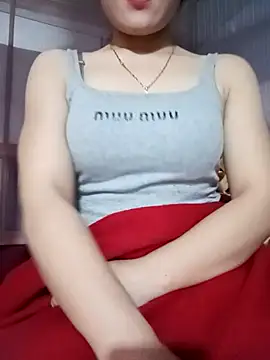 LucyyLy online show from 12-19-25, 11:45