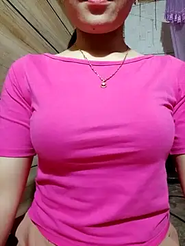 LucyyLy online show from 10-05-25, 11:39