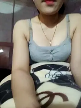 LucyyLy online show from 11-25-25, 12:44