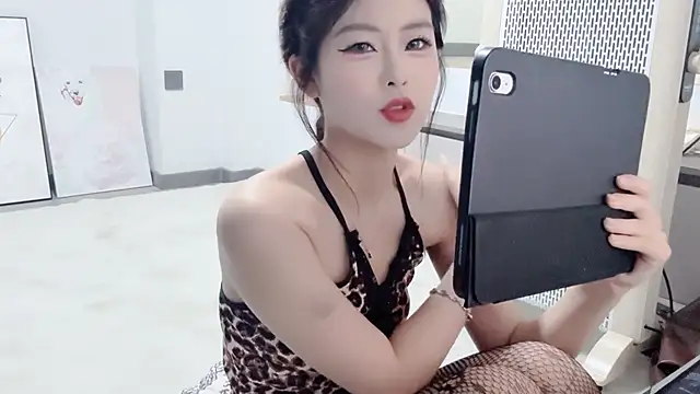 AI-LA online show from 11-13-25, 04:22