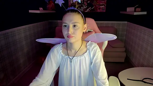 sasha  meow online show from 12-15-25, 10:54