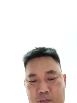 Snapshot of NguyenTrungHieu81 chatting on 05-17-26, 06:46 NguyenTrungHieu81 online show from 05-17-26, 06:46