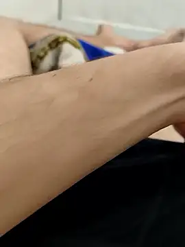 Yazaza1999 online show from 10-18-25, 01:35