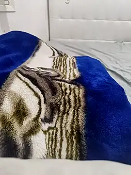 Yazaza1999 online show from 10-04-25, 01:12