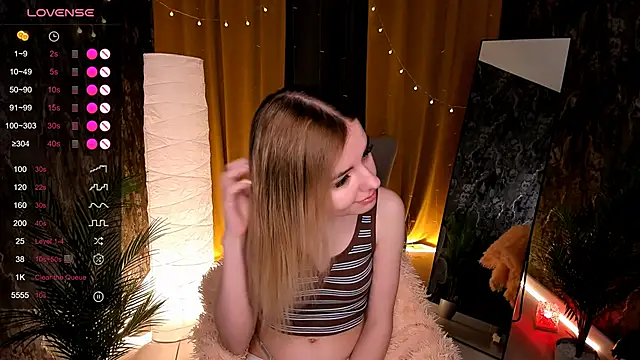 LillianShine online show from 04-03-26, 02:29