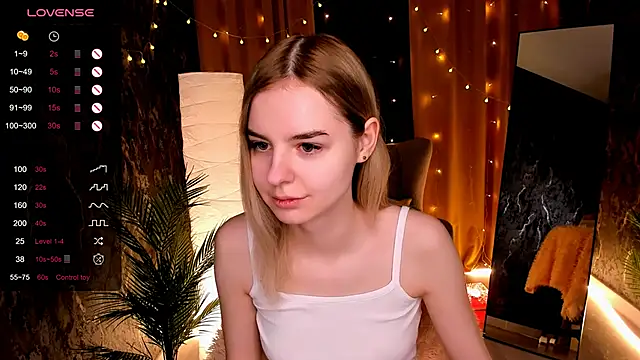 LillianShine online show from 02-25-26, 02:23