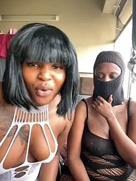 houseforsex online show from 11-03-25, 01:47